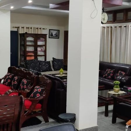 Iranyai Homestay Imphál Exteriér fotografie