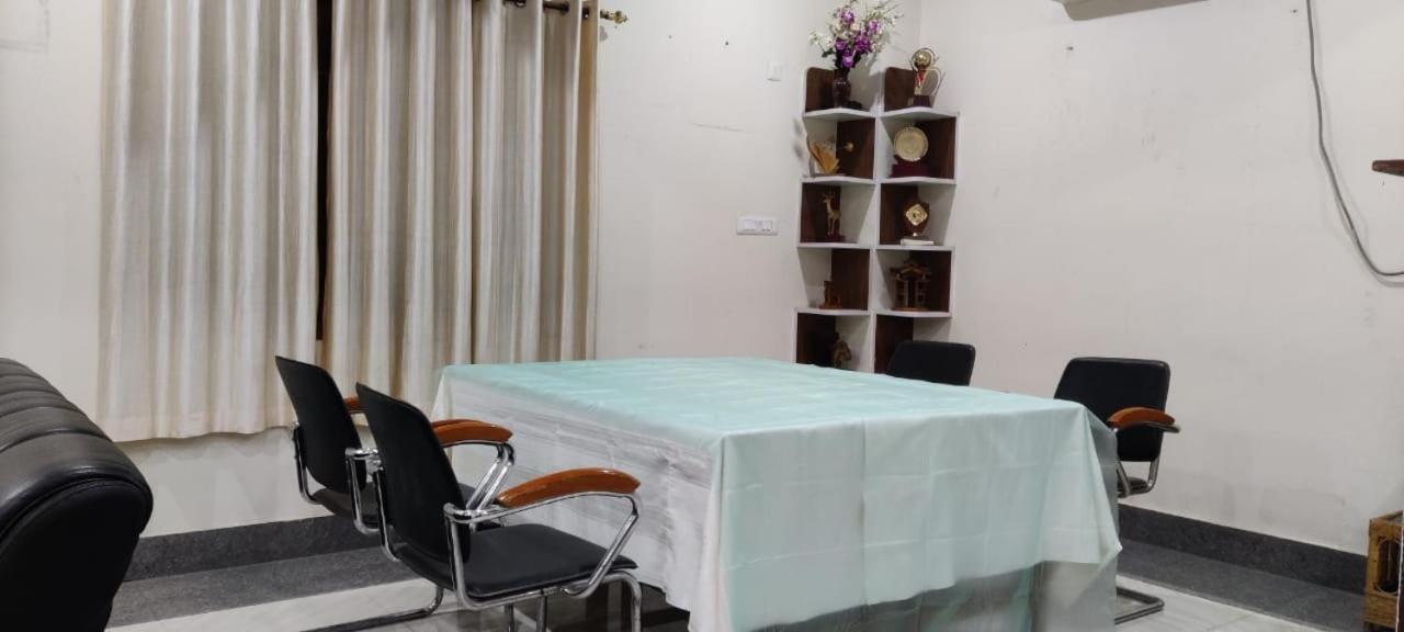 Iranyai Homestay Imphál Exteriér fotografie