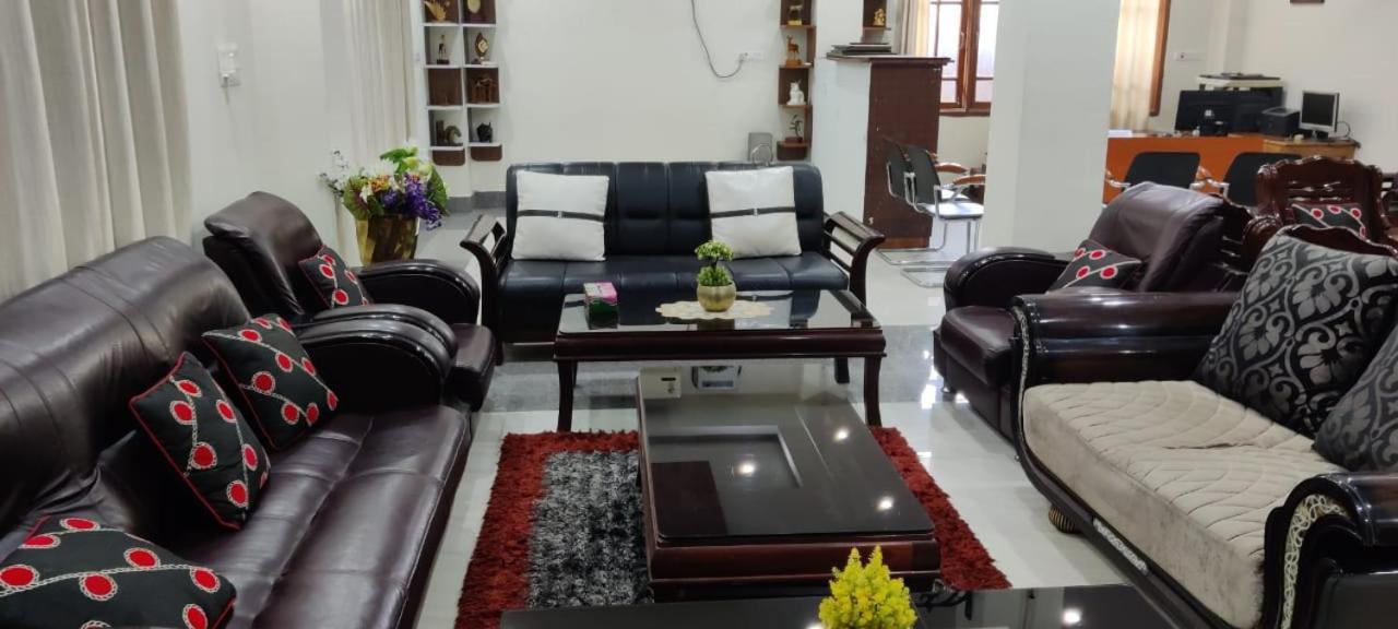 Iranyai Homestay Imphál Exteriér fotografie